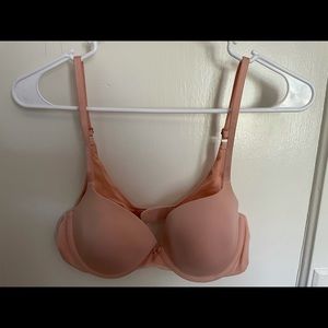 Victoria’s Secret peachy nude underwire 36B